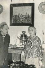 010-Savitskiy-in-the-Moscow-museum-of-East-1981